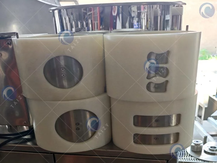 Machine à galettes de hamburger commerciale | Machine à fabriquer des galettes 7 Meat patty machine moulds