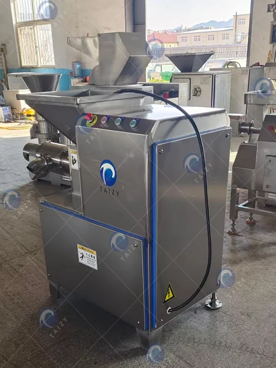 موثر مرغی کے ہڈی نکالنے والی مشین برآمد کی گئی