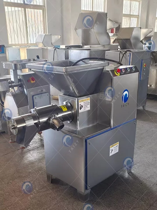 آلة فصل عظم اللحم