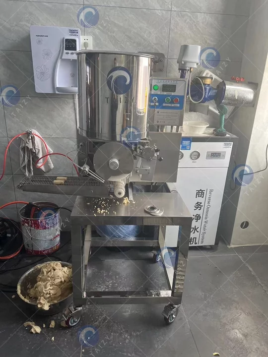 Commercial burger patty forming machine
