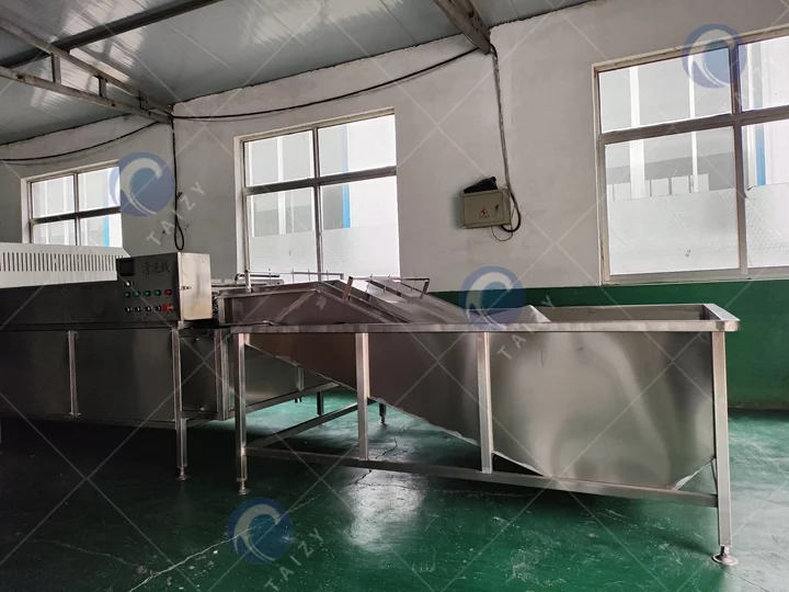 Egg Washing Machine 17 How does an egg washing machine work